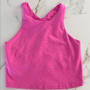 Beyond Yoga Spacedye refocus cropped tank 
Size Medium
Pink